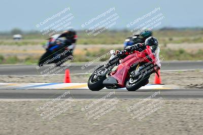 media/Apr-18-2025-TrackDaz (Fri) [[45f5874c44]]/B Group/Session 2 (Turn 7)/